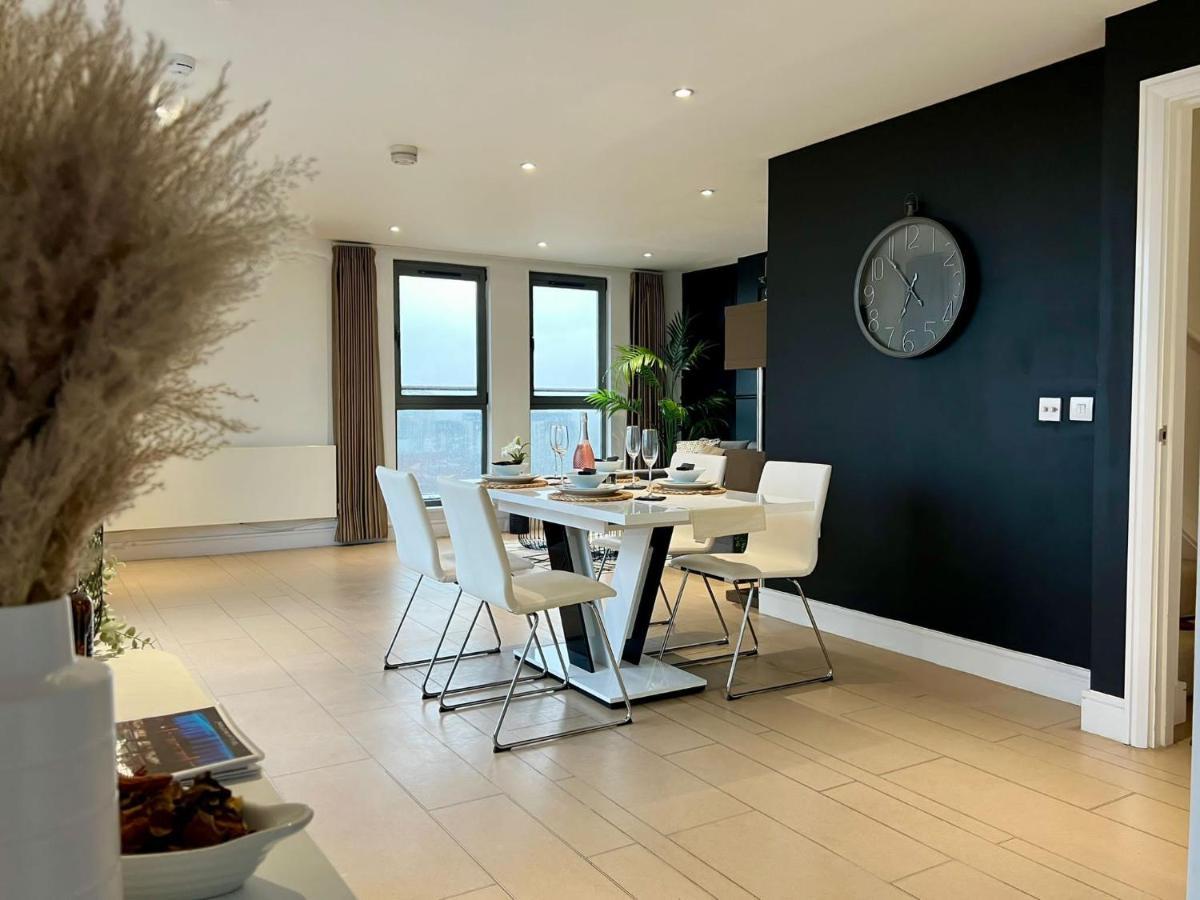 Penthouse In Central Wembley Londra Esterno foto